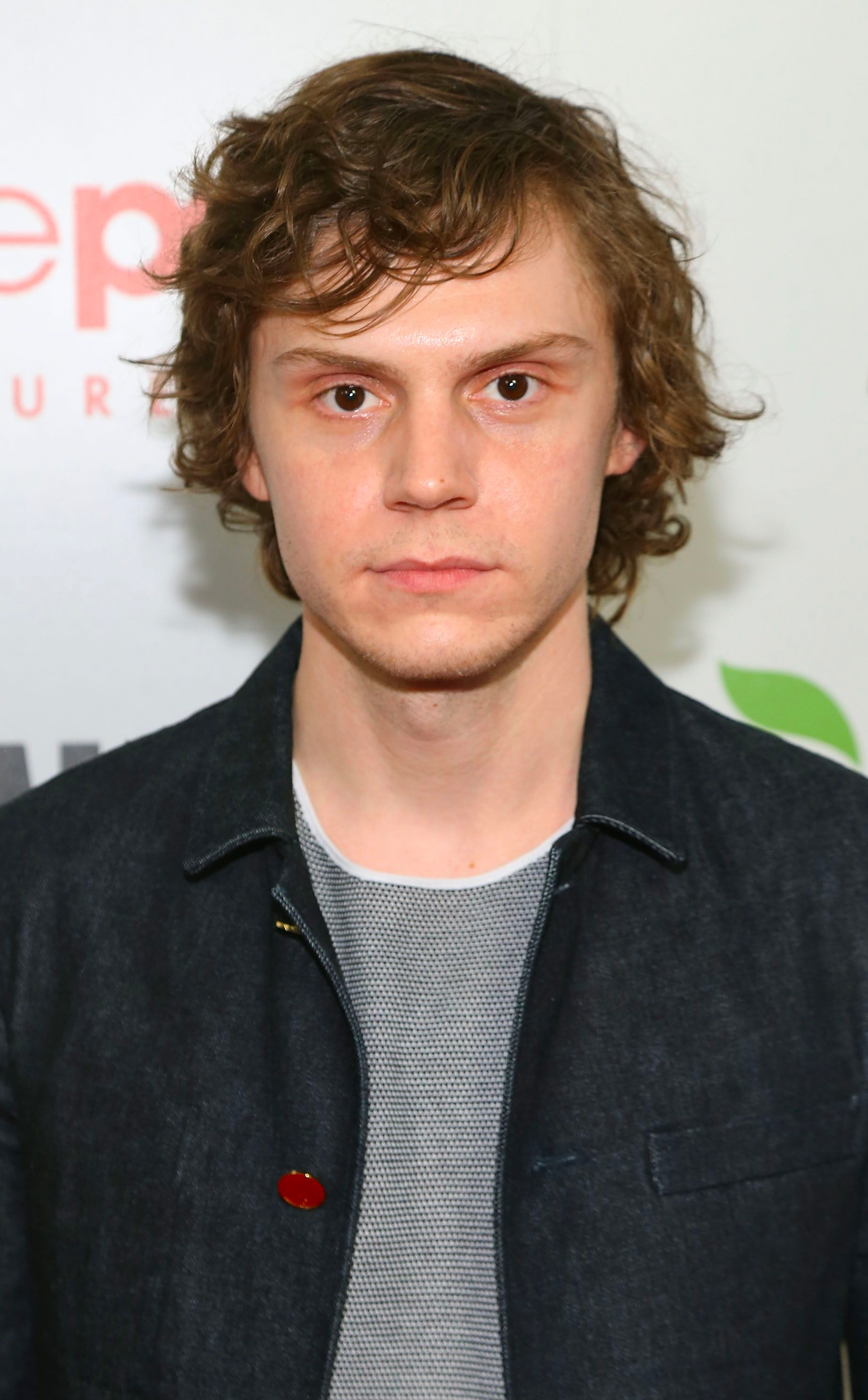 Evan Peters